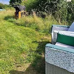 Campsite Im Igluzelt Im Privatgarten Mit Warmer Lutzmatratze Und Komfort Main-kinzig Schluechtern