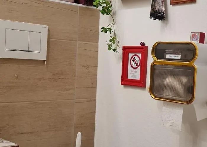 Im Igluzelt Im Privatgarten Mit Komfort Main-kinzig Campingplatz