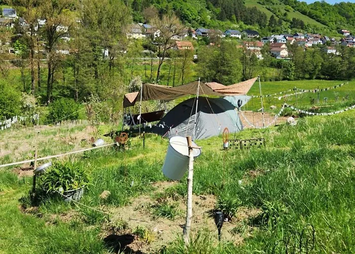 Im Igluzelt Im Privatgarten Mit Komfort Main-kinzig Campingplatz *